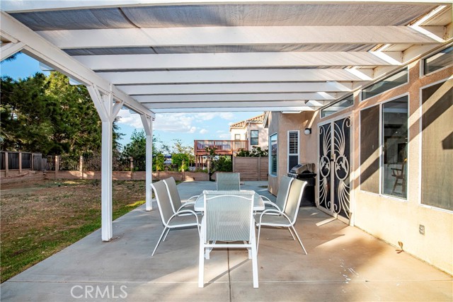 42153 Parkmont Drive, Lancaster CA: https://media.crmls.org/medias/49da282e-ba7f-43d8-8d83-c87ca7a86a0b.jpg
