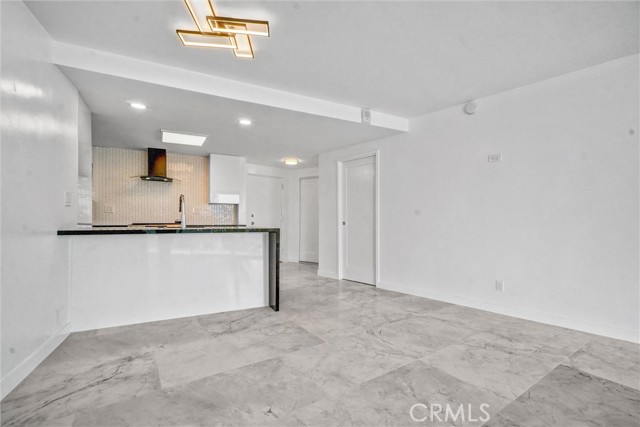 Detail Gallery Image 10 of 43 For 700 E Ocean Bld #1103,  Long Beach,  CA 90802 - 1 Beds | 1/1 Baths