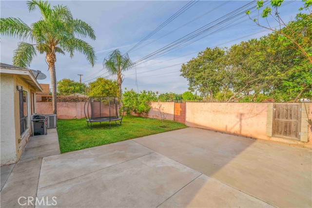 Detail Gallery Image 22 of 39 For 15534 Carfax, Bellflower,  CA 90706 - 3 Beds | 2 Baths