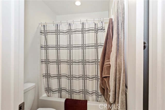 Detail Gallery Image 20 of 36 For 33391 Golden Meadow Ct, Yucaipa,  CA 92399 - 4 Beds | 2/1 Baths