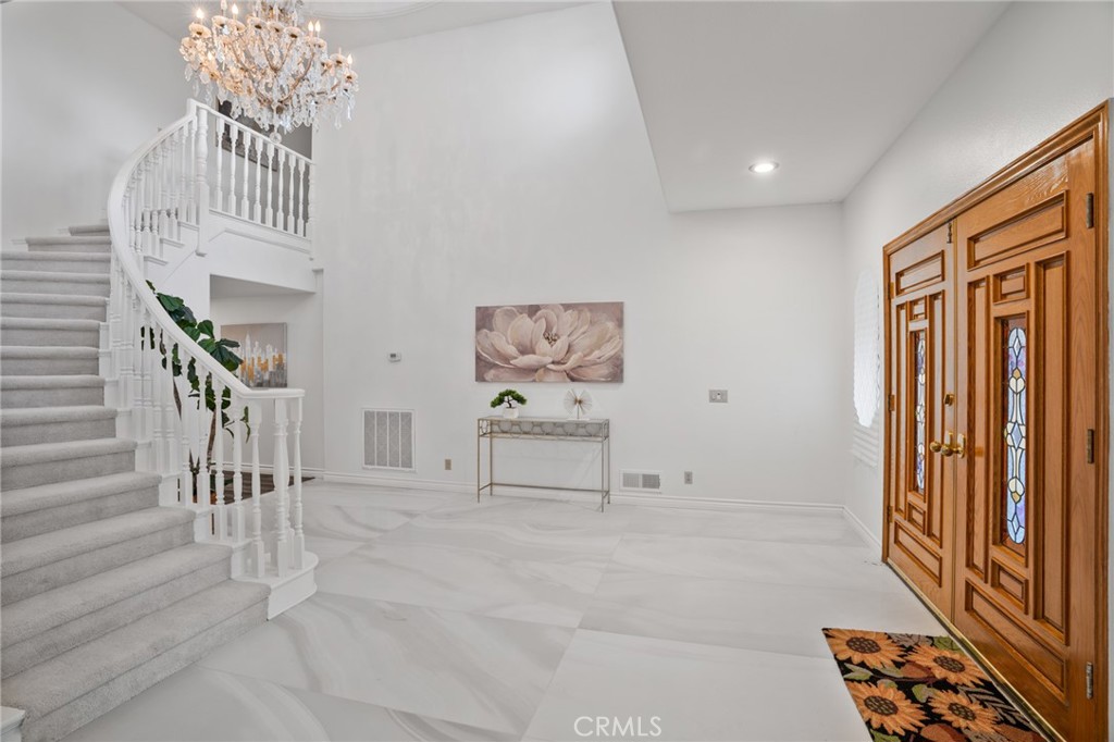 MLS #WS25259083 image #16