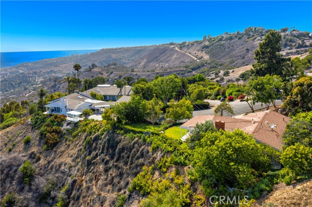 18 Cinchring Road, Rolling Hills, California 90274, 3 Bedrooms Bedrooms, ,2 BathroomsBathrooms,Residential,Sold,Cinchring,OC21152839