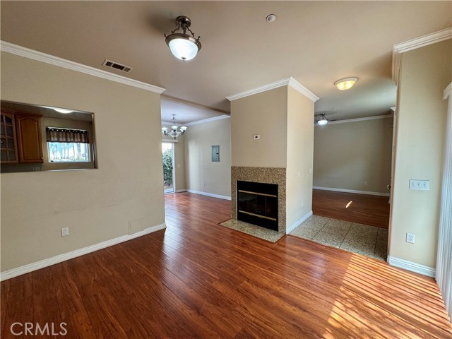 Detail Gallery Image 2 of 16 For 2418 Mohawk St #7,  Pasadena,  CA 91107 - 3 Beds | 3 Baths