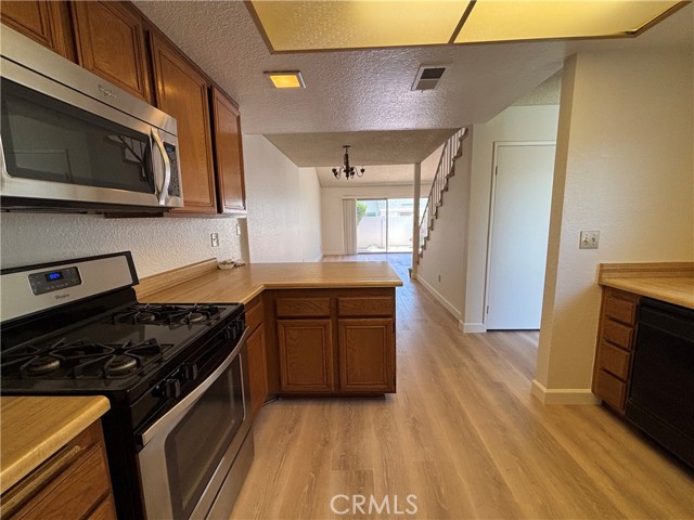 12168 Mount Vernon Avenue, Grand Terrace CA: https://media.crmls.org/medias/49dbe586-8b88-4fd6-b5b0-2998b3c06123.jpg