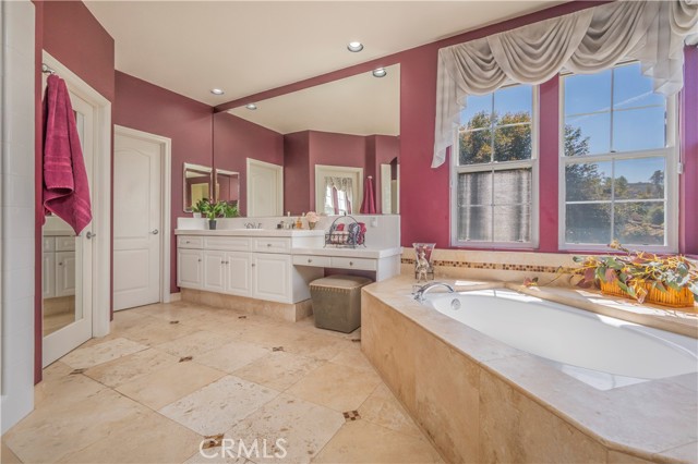 Detail Gallery Image 22 of 59 For 1515 S Westridge Rd, West Covina,  CA 91791 - 5 Beds | 4/1 Baths