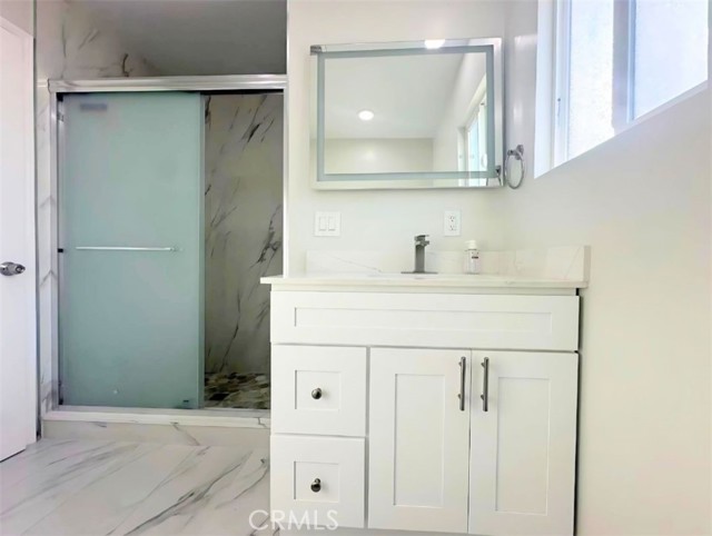 637 W Floral Drive, Monterey Park CA: https://media.crmls.org/medias/49dd8cdb-2cb6-4213-bc46-c6f5772a1efa.jpg