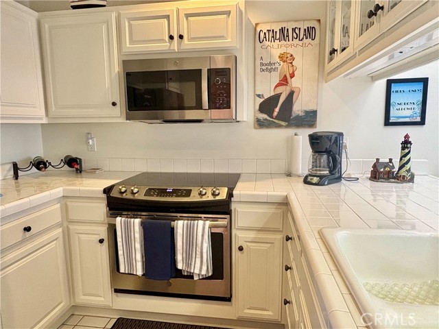 Detail Gallery Image 12 of 39 For 78 Playa Azul, Avalon,  CA 90704 - 1 Beds | 1 Baths