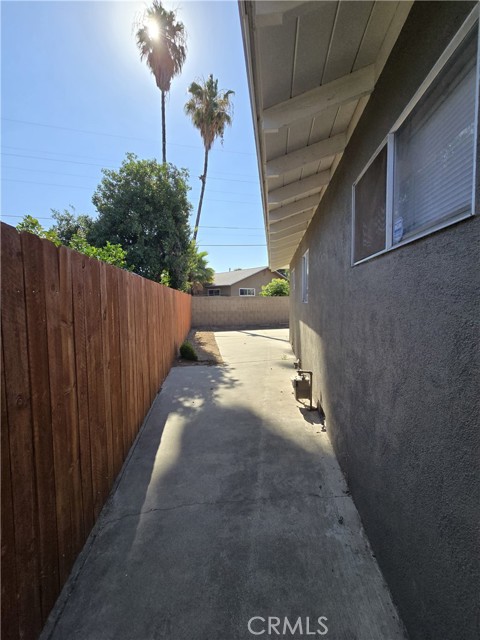 Detail Gallery Image 11 of 14 For 560 Hart St, Hemet,  CA 92543 - 3 Beds | 2/1 Baths
