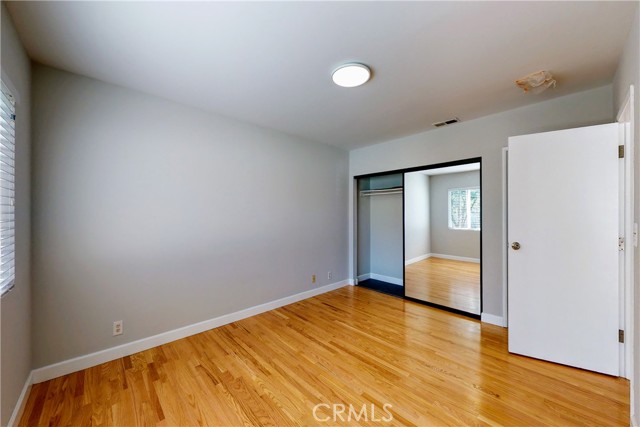 Detail Gallery Image 13 of 35 For 7648 Ostrom Ave, Lake Balboa,  CA 91406 - 4 Beds | 3 Baths