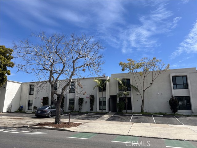 Detail Gallery Image 5 of 5 For 6675 Linda Vista Road 19a,  –,  CA 92111 - 0 Beds | 1 Baths