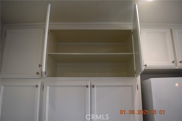 13 Betsey Way, Chico CA: https://media.crmls.org/medias/49e11b0b-27c5-49de-a36d-c1fbdebd6f17.jpg