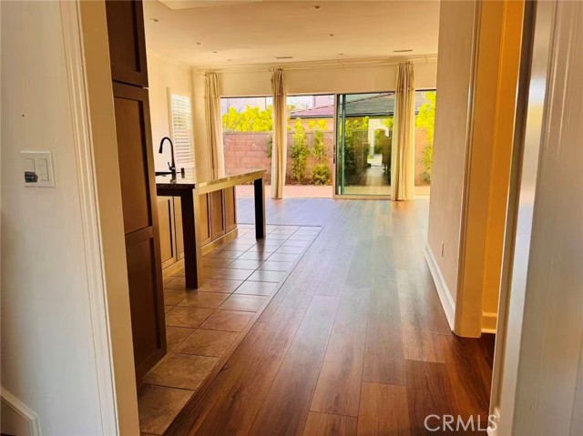 Detail Gallery Image 4 of 19 For 59 Belfast, Irvine,  CA 92620 - 4 Beds | 3/1 Baths