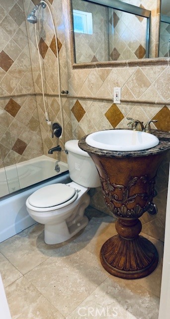 Detail Gallery Image 21 of 48 For 6201 Corbin Ave, Tarzana,  CA 91356 - 5 Beds | 4 Baths