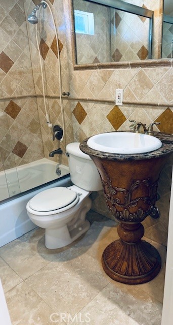 https://media.crmls.org/medias/49e1df8d-1342-4809-b6ba-78f6e81935b1.jpg?preset=X-Large