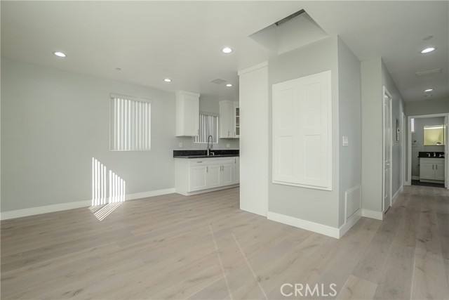 531 80 W 80th ,Los Angeles, Los Angeles CA: https://media.crmls.org/medias/49e20ab8-1531-42fb-9795-4574f61c16a6.jpg
