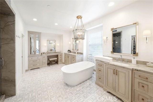 Detail Gallery Image 6 of 8 For 32 Bargemon, Newport Coast,  CA 92657 - 4 Beds | 4/1 Baths