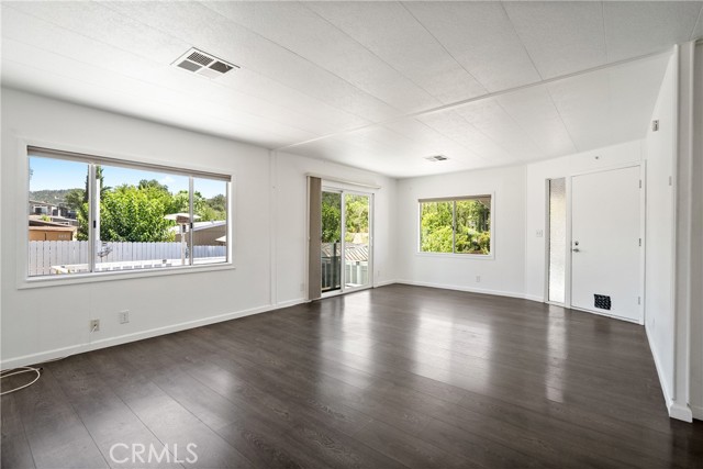 4556 Shasta Lane, Paso Robles CA: https://media.crmls.org/medias/49e413d5-982f-4929-a81e-1e6d31f91ac2.jpg