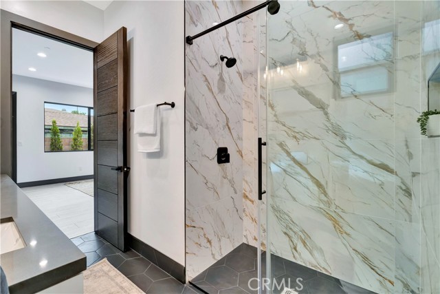 19513 Cantara Street photo 26