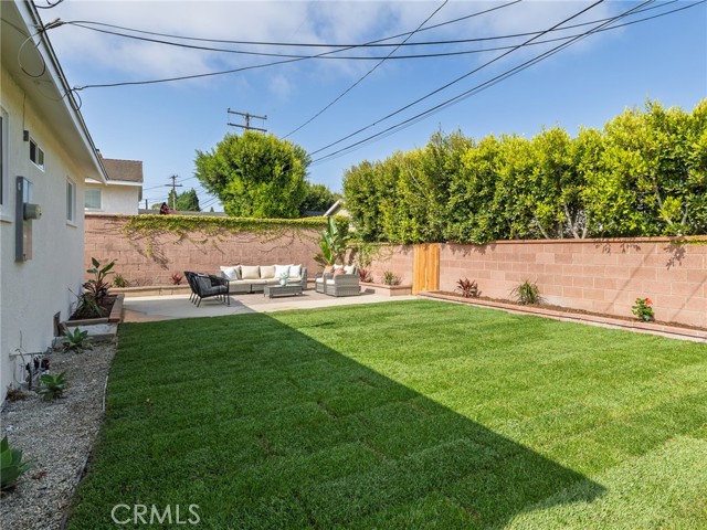 22105 Ellinwood Drive, Torrance CA: https://media.crmls.org/medias/49e5700d-c088-48f0-ac8d-6dad18a385e4.jpg