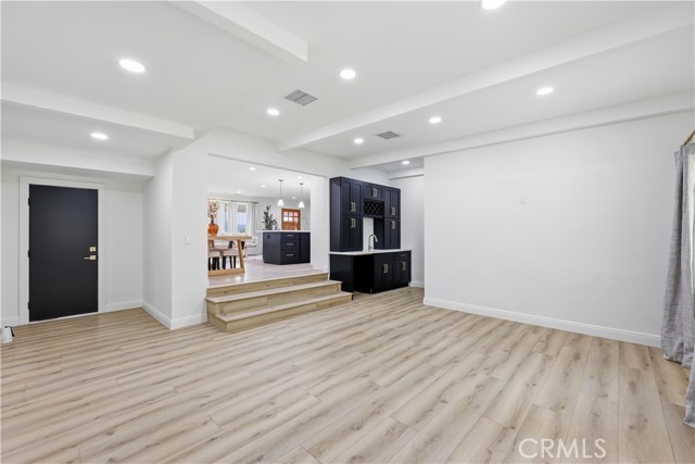 Detail Gallery Image 12 of 29 For 12811 Chaplet, North Tustin,  CA 92705 - 3 Beds | 2 Baths