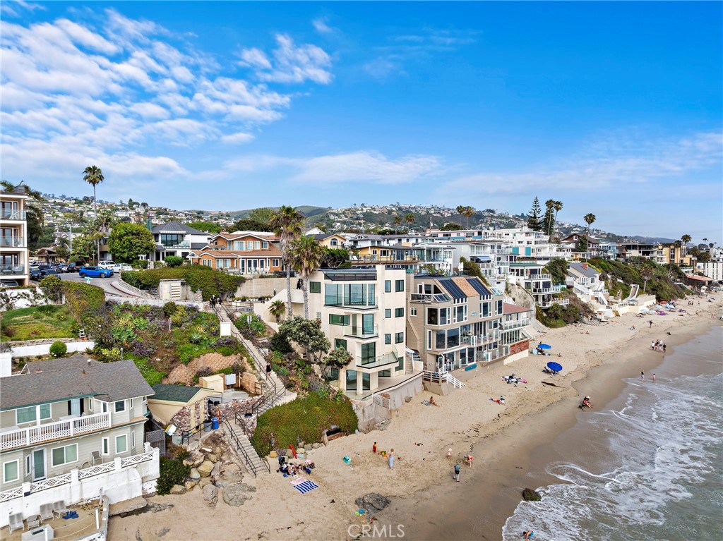 https://media.crmls.org/medias/49e6725a-af4c-431d-97a2-3919ab626506.jpg?preset=X-Large