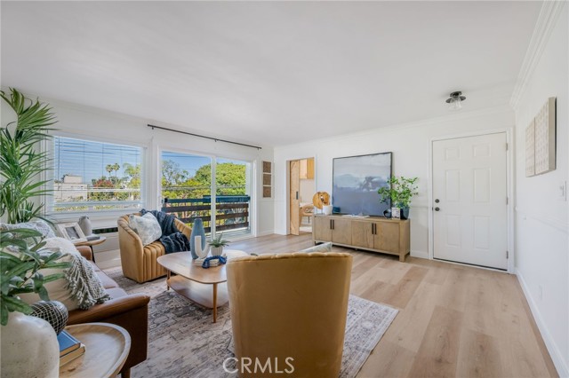 Front Image Thumbnail for CRPW25250873