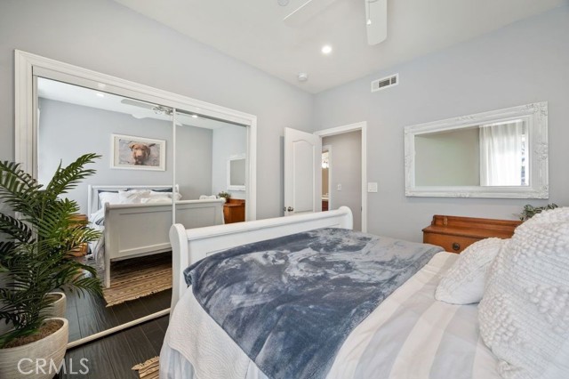 Detail Gallery Image 15 of 26 For 1905 Rockefeller Ln a,  Redondo Beach,  CA 90278 - 3 Beds | 3 Baths