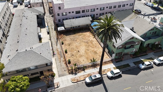 Detail Gallery Image 2 of 12 For 618 Chestnut Ave, Long Beach,  CA 90802 - – Beds | – Baths