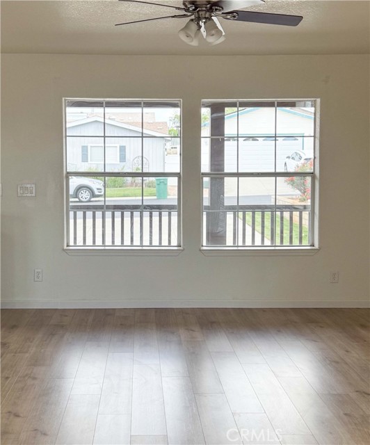 Detail Gallery Image 3 of 29 For 10961 Dr Desert Lawn #396,  Calimesa,  CA 92320 - 3 Beds | 2 Baths