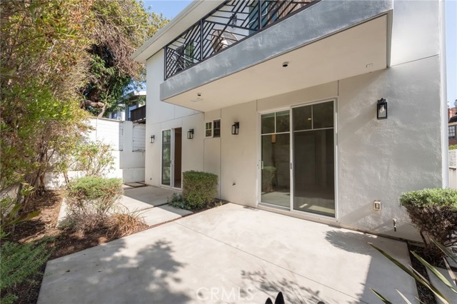 223 Irena Avenue, Redondo Beach, California 90277, 4 Bedrooms Bedrooms, ,4 BathroomsBathrooms,Residential,For Sale,Irena,SB25254754