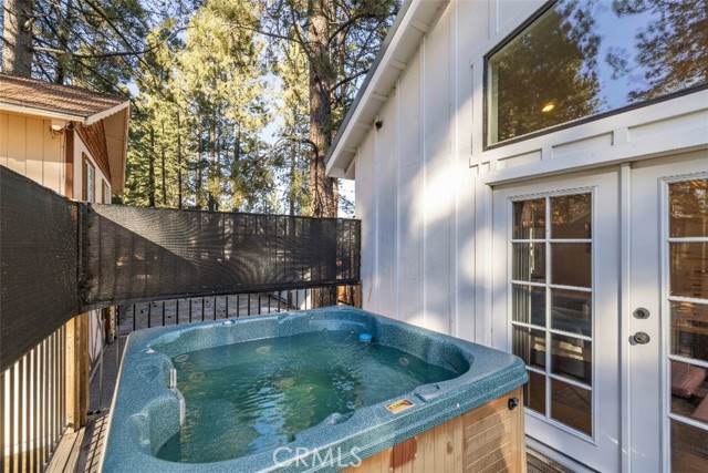 Detail Gallery Image 23 of 33 For 374 Mountainaire Ln, Big Bear Lake,  CA 92315 - 4 Beds | 3 Baths
