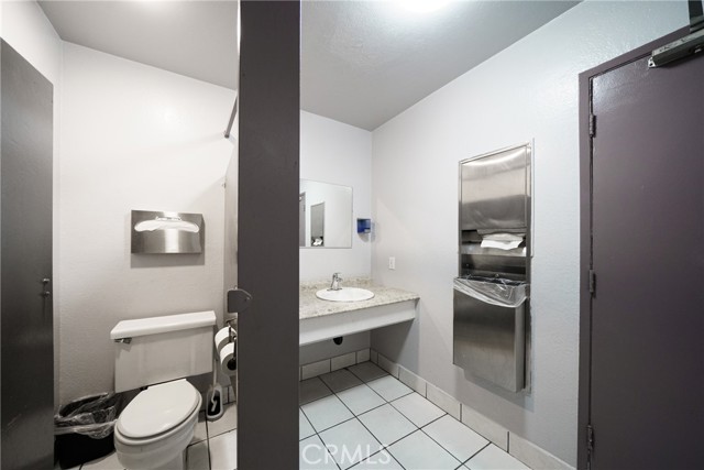 Detail Gallery Image 31 of 47 For 1030 Cabrillo Park Dr #B,  Santa Ana,  CA 92701 - 1 Beds | 1 Baths