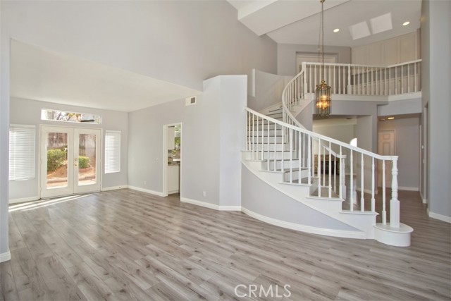 Detail Gallery Image 8 of 22 For 39990 Coliseum Way, Murrieta,  CA 92562 - 5 Beds | 3 Baths