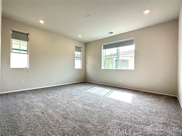 Detail Gallery Image 11 of 21 For 28221 Ashtree St, Temecula,  CA 92591 - 3 Beds | 2/1 Baths