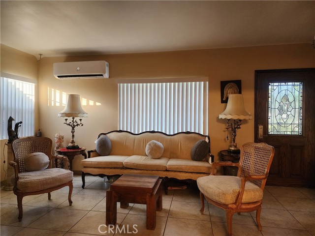 12138 Magnolia Street, El Monte CA: https://media.crmls.org/medias/49eb3a71-ac21-47e6-abe9-29d1f7748e0b.jpg