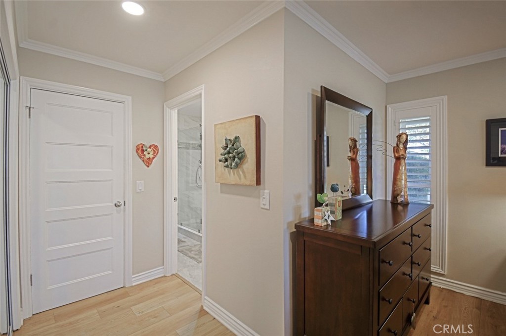 MLS #OC25252443 image #26