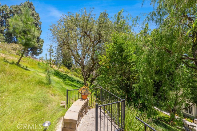 685 Vista Coto Verde, Camarillo CA: https://media.crmls.org/medias/49ebdfea-3a49-47e2-a70c-6156f6a0752f.jpg