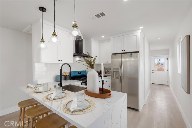 Detail Gallery Image 7 of 24 For 5004 W 138th St, Hawthorne,  CA 90250 - 3 Beds | 2 Baths