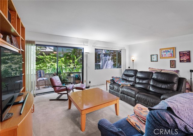 1 Bed Home for Sale in Sherman Oaks, California