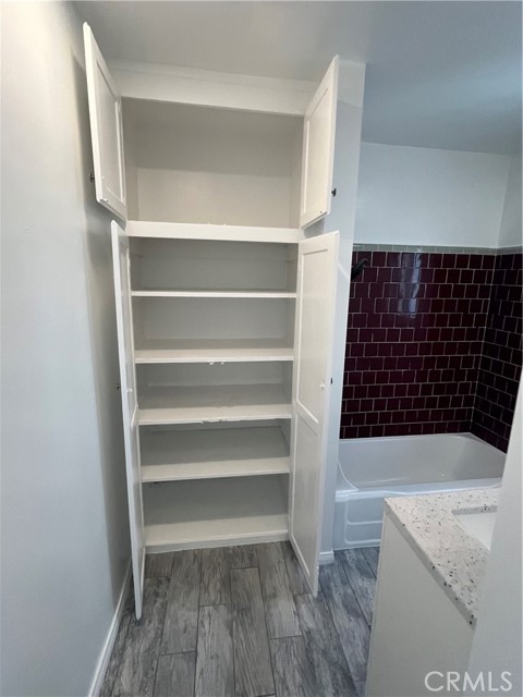 3112 Washington Boulevard, Marina del Rey CA: https://media.crmls.org/medias/49ed708e-41c3-4b66-bbf6-5316d9a3b6f0.jpg