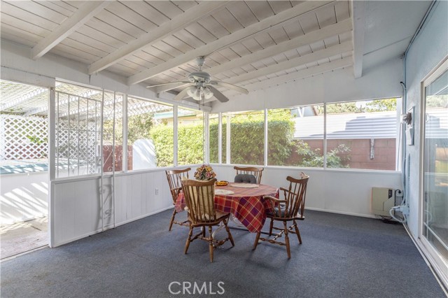 Detail Gallery Image 31 of 34 For 8811 Hayvenhurst Ave, North Hills,  CA 91343 - 4 Beds | 2 Baths