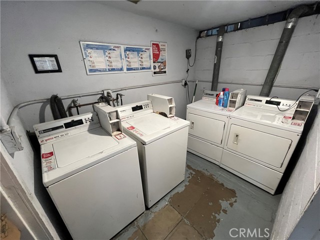 12926 Doty Avenue, Hawthorne CA: https://media.crmls.org/medias/49edf636-6b09-42e2-8ae8-8ba511d60abf.jpg