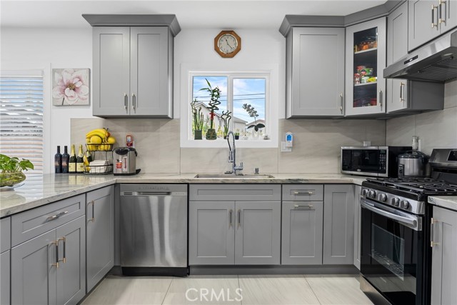 Detail Gallery Image 5 of 16 For 8922 Jennrich Ave, Westminster,  CA 92683 - 7 Beds | 4/1 Baths