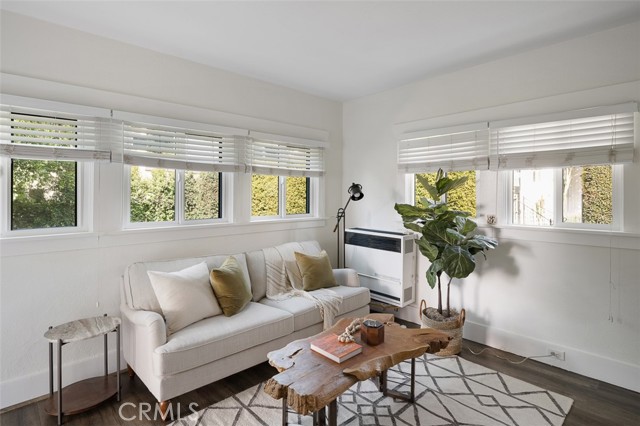 Detail Gallery Image 34 of 68 For 239 W Palm, Monrovia,  CA 91016 - 5 Beds | 3 Baths