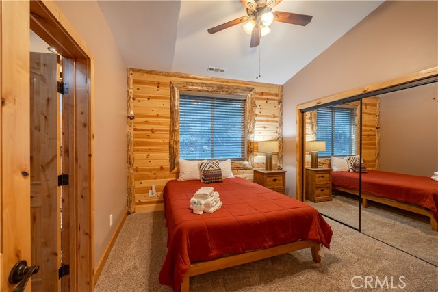 Detail Gallery Image 21 of 44 For 43451 Sheephorn Rd, Big Bear Lake,  CA 92315 - 6 Beds | 4/1 Baths