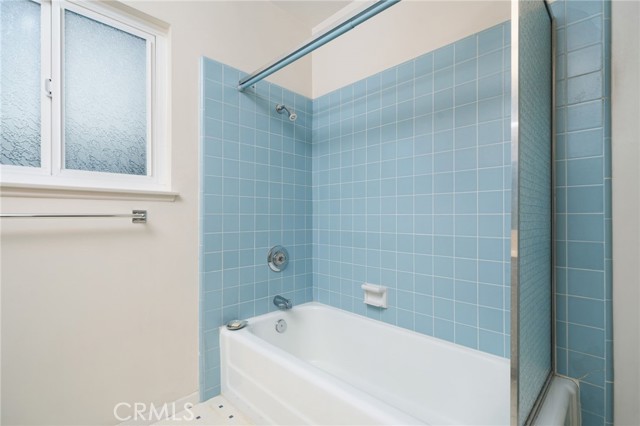 Detail Gallery Image 19 of 39 For 143 W Monterrey Dr, Claremont,  CA 91711 - 4 Beds | 2 Baths