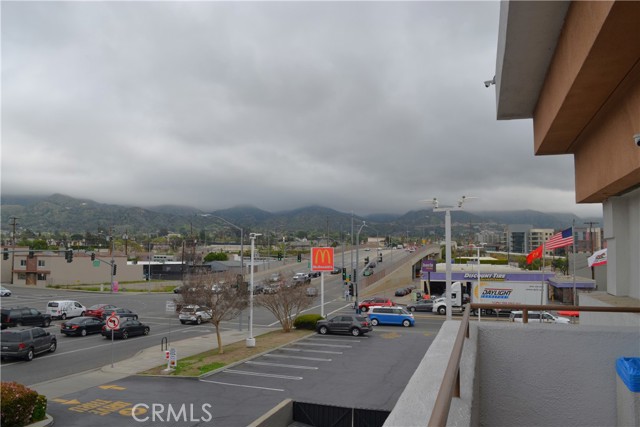 916 W Burbank Boulevard, Burbank, California 91506, ,Commercial Lease,For Rent,916 W Burbank Boulevard,CRSR25070336