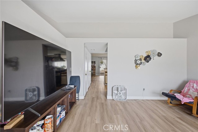 Detail Gallery Image 6 of 54 For 301 Oleander, San Jacinto,  CA 92582 - 4 Beds | 3 Baths