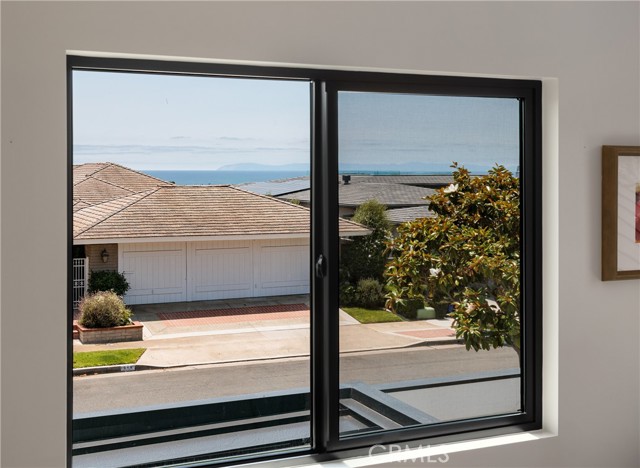 Detail Gallery Image 45 of 72 For 919 Sandcastle R, Corona Del Mar,  CA 92625 - 5 Beds | 4 Baths