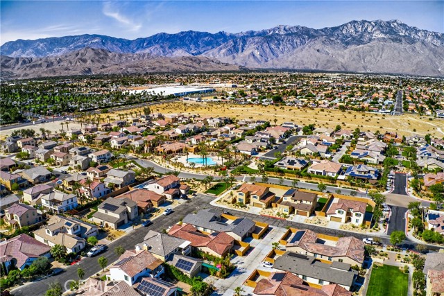 Detail Gallery Image 32 of 42 For 420 via Milano, Cathedral City,  CA 92234 - 3 Beds | 2 Baths